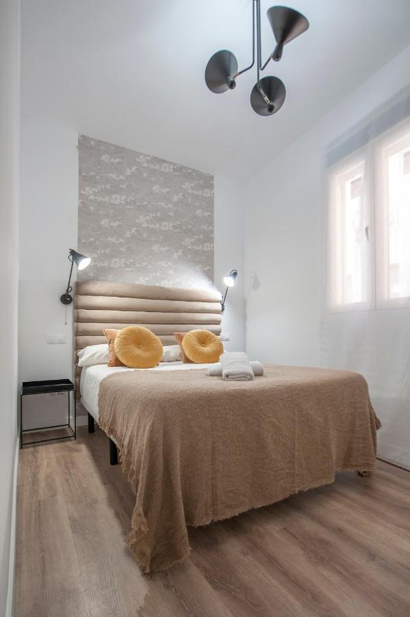 La Latina I Apartment Madrid Bagian luar foto