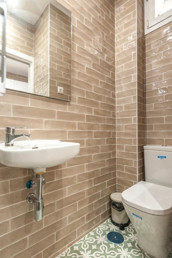 La Latina I Apartment Madrid Bagian luar foto